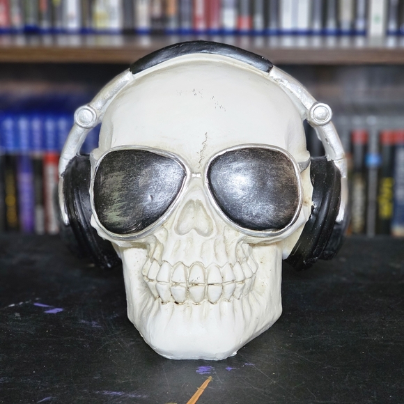 Ceramic Skull W/Headphones & Sunglasses Halloween Decor - Picture 1 of 6